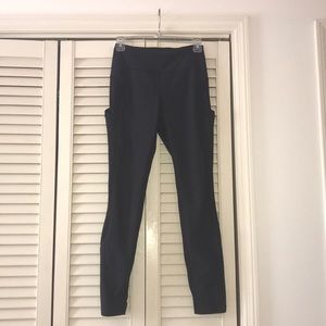 All Black LuLu Lemon water resistant leggings